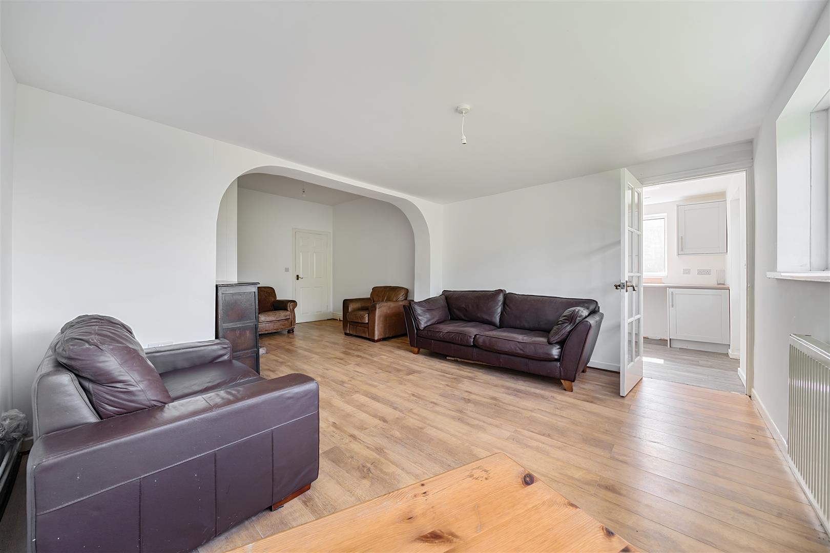 104 Gorseinon Road, Penllergaer, Swansea, SA4 9AB
